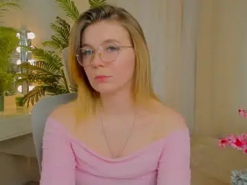 Artiebruster  live sex cam