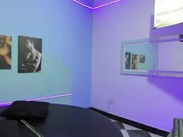 Cinthya_dan  live sex cam