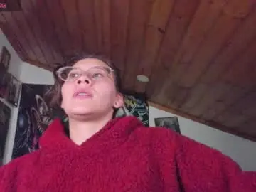 Darkness_joones  live sex cam