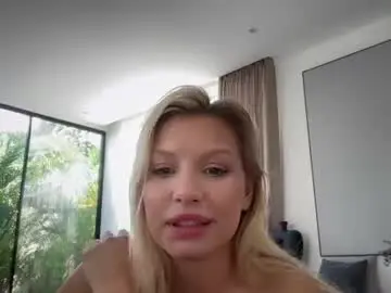 Killer__tits  live sex cam