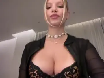 Killer__tits  live sex cam