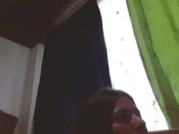 Levannascott_96  live sex cam