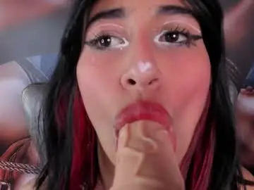 Miss___taylor  live sex cam