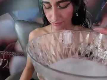 Miss___taylor  live sex cam
