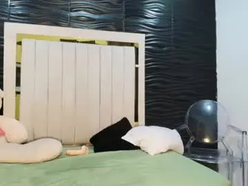 Perla_brunettte  live sex cam