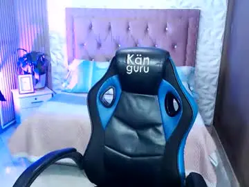 Perla_st  live sex cam