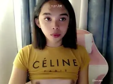 Pinay_heart  live sex cam