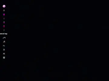 Renvelour  live sex cam