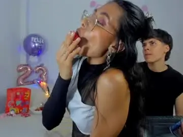 Saela_rossae  live sex cam