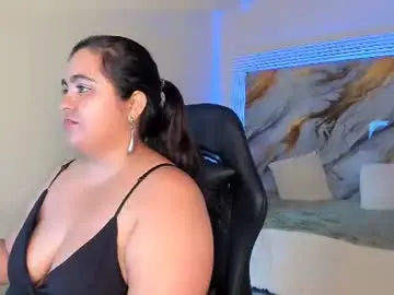 Saramilf_efti  live sex cam