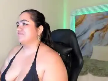 Saramilf_efti  live sex cam