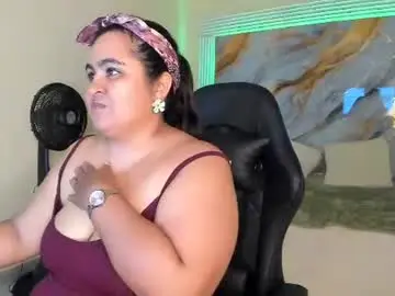 Saramilf_efti  live sex cam