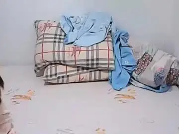 Sweetyummygirl  live sex cam