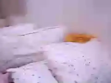 Sweetyummygirl  live sex cam