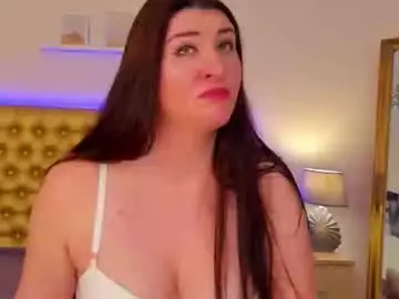 Trishadark  live sex cam