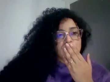 Valena17  live sex cam