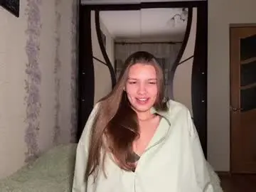 Vikisweets  live sex cam