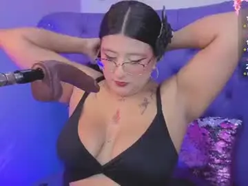 Megann__up  live sex cam