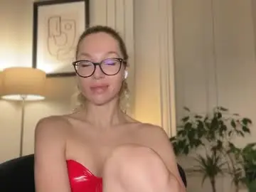 Milayah  live sex cam
