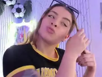 Naomy_tay1  live sex cam