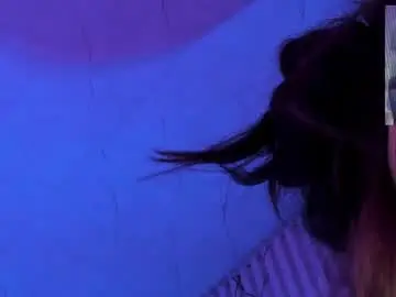 Naomy_tay1  live sex cam