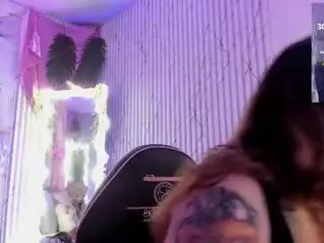 Naomy_tay1  live sex cam