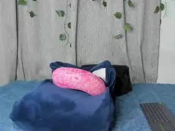 Nya_brown  live sex cam