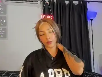 Nya_brown  live sex cam