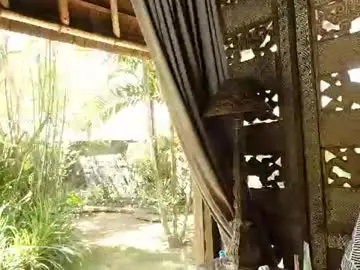 Polynessia  live sex cam