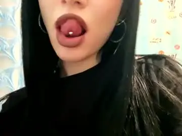 Stephniesolie  live sex cam