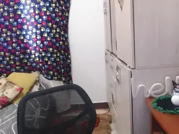 Sweetsin_x77  live sex cam