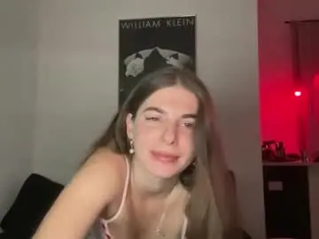 Tinyheat  live sex cam