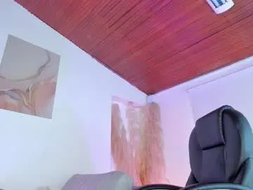 Amelie_wine_  live sex cam