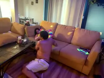 Bigtittinamilf  live sex cam