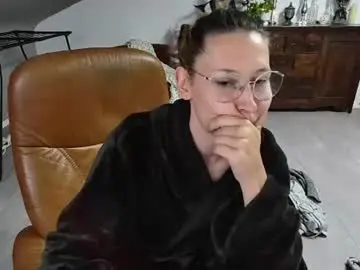 Cherryangle  live sex cam