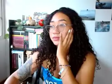 Clitia_xx  live sex cam