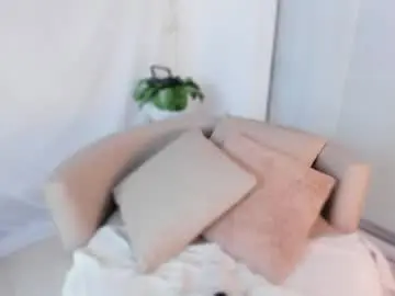 Emilyy_kim  live sex cam