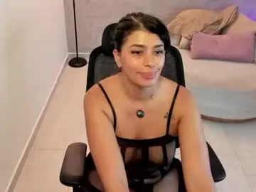 Gia_watsonn  live sex cam
