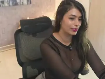 Gia_watsonn  live sex cam