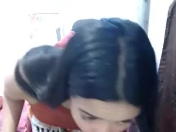 Innocent_bianca  live sex cam