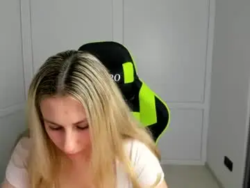Julia_sunshinee  live sex cam