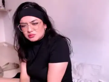 Leona_12  live sex cam