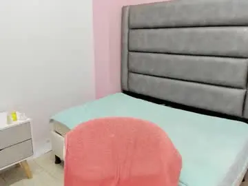 Lorerivas  live sex cam