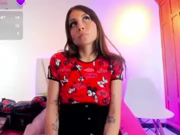 Lucypiink  live sex cam