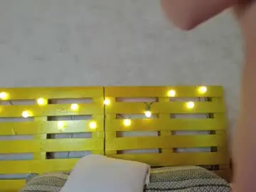 Luna_shea  live sex cam