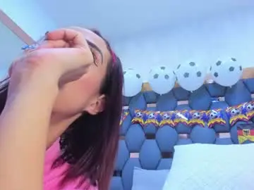Luna_shea  live sex cam