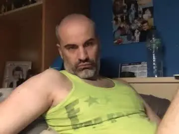 Pollito1985  live sex cam