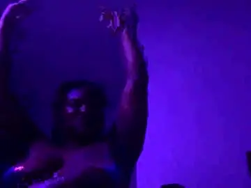 Theemystiquee  live sex cam
