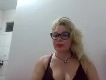Carleitelima  live sex cam