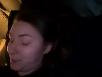 Chatwithbri  live sex cam